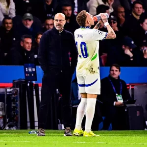 PSG/PSV Eindhoven - Bosz “normally, we have to lose.”