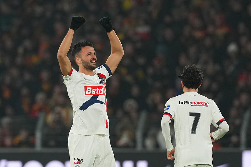 Video highlights Lens/PSG (1-1), Paris thanks Safonov and advances to the last 16!