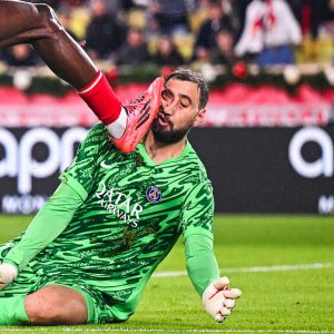 Singo and Donnarumma, beautiful images after the clash