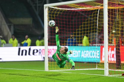 Top saves by PSG goalkeepers at the start of the 2024-2025 season