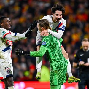 Lens/PSG - Safonov looks back on “an emotional moment.”