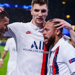 Meunier's incredible tribute to Neymar!