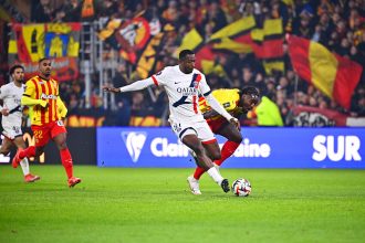 Lens/PSG - Pacho appreciates his team's reaction