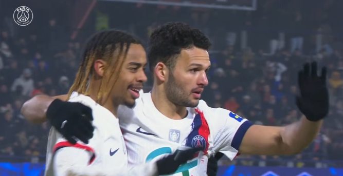 Espaly/PSG - Relive the victory and the goals with the Parisian players