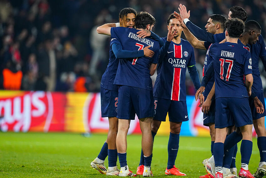 KVARATSKHELIA celebration goal PSG/Brest