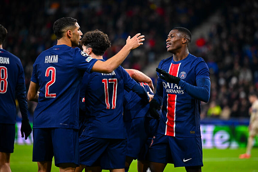 Official - Nuno Mendes extends his contract with PSG!  