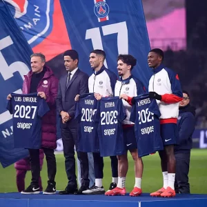 PSG rains signatures, Nasser Al-Khelaïfi savors the moment