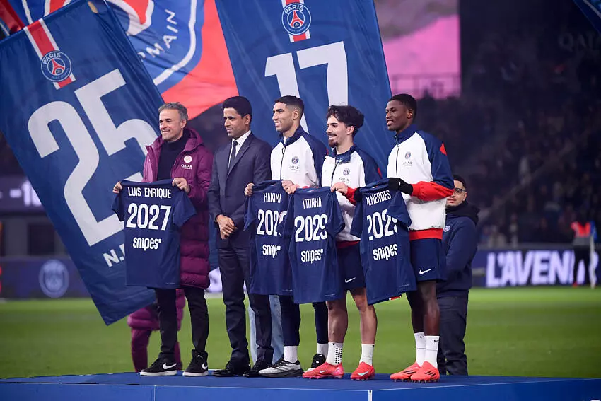 PSG rains signatures, Nasser Al-Khelaïfi savors the moment  