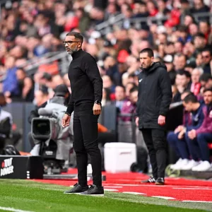 Rennes/PSG - Beye congratulates Paris and cheers them on against Liverpool  