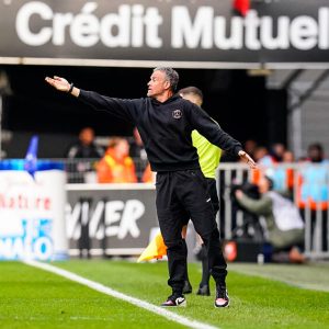 Rennes/PSG - Beye congratulates Paris and cheers them on against Liverpool  