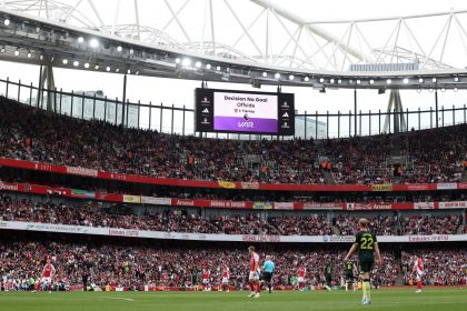 Arsenal/PSG - Paris fans' travel plans unravel!  