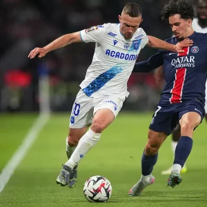Kurzawa responds to critics and sends his support for PSG/Inter Milan  