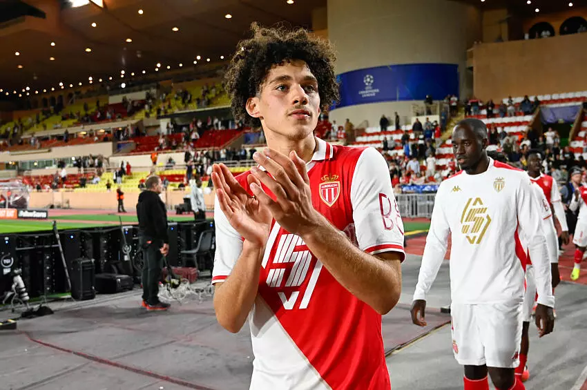 Mercato - Akliouche's big announcement about his future!  