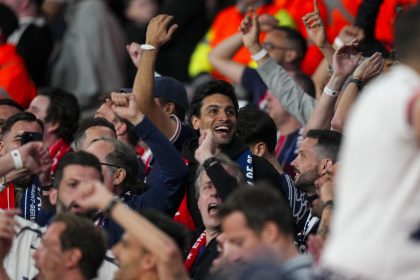 Arsenal/PSG - Pastore recounts his intense moment with the fans!  
