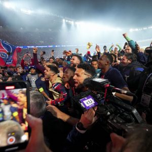 PSG/Arsenal - Relive the qualification and the celebrations with the Parisian players  