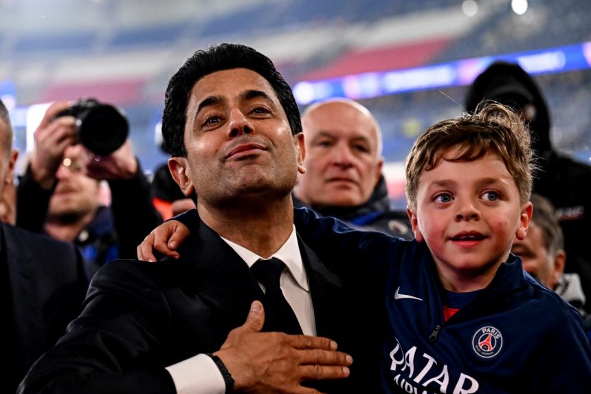 PSG/Arsenal - Nasser Al-Khelaïfi shows his pride and joy  
