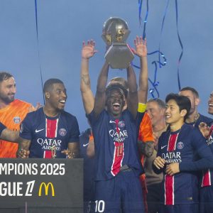 Dembélé shines, thanks the collective and Luis Enrique  