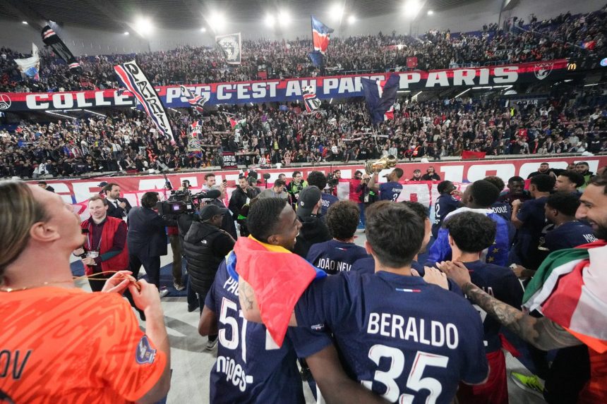 PSG vs Auxerre – Relive the victory and the celebrations with the Paris players  