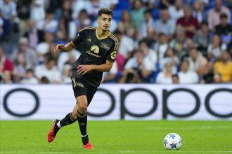 Transfer - A surprise reinforcement? PSG prepares a defensive coup  