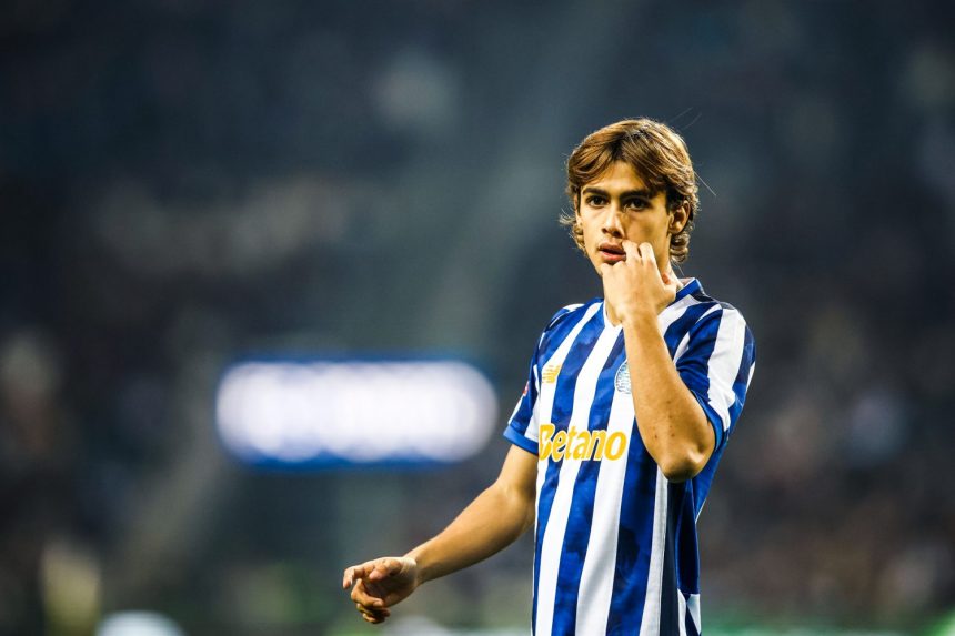 Transfer - Portuguese prodigy tempted by PSG, Neves and Vitinha on a mission  