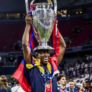 Pacho talks Champions League, adaptation, Luis Enrique, goals…  