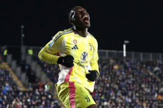 Mercato - Kolo Muani, new negotiations scheduled  