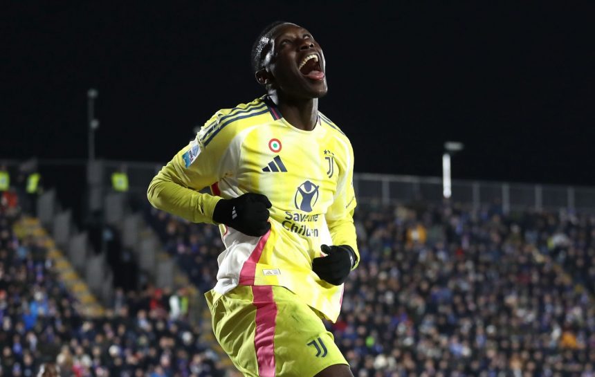 Mercato - Kolo Muani, new negotiations scheduled  