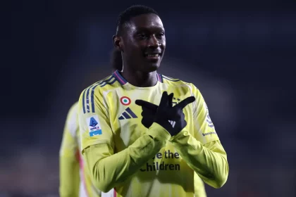 Transfer - Kolo Muani dots the i's and crosses the t's for his future!  