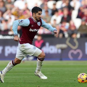 Transfer - Premier League et Liga clubs interested in Carlos Soler !  