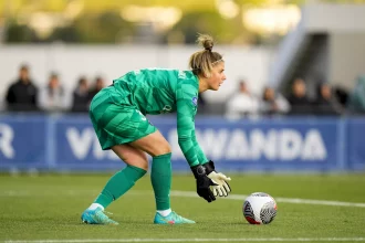 Official - PSG extends contract and lends goalkeeper!  