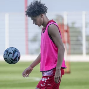 Transfer – Akliouche wants PSG, his price about to drop?  