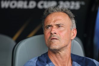 Chelsea/PSG - Luis Enrique has sharp words for the brawl  