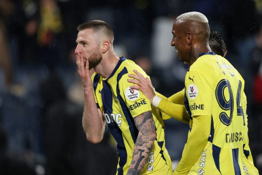 Transfer - Fenerbahçe move for 2 PSG players  
