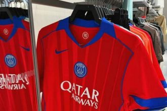 PSG's third jersey for 2025/2026 in pictures!  
