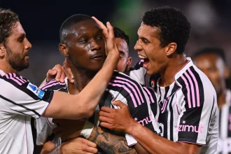 Transfer - Kolo Muani, 50 million euros in limbo  