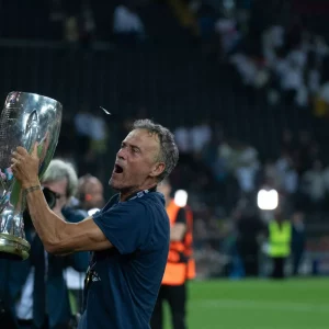PSG's weekly zapping: Recruits, European Super Cup and training sessions  