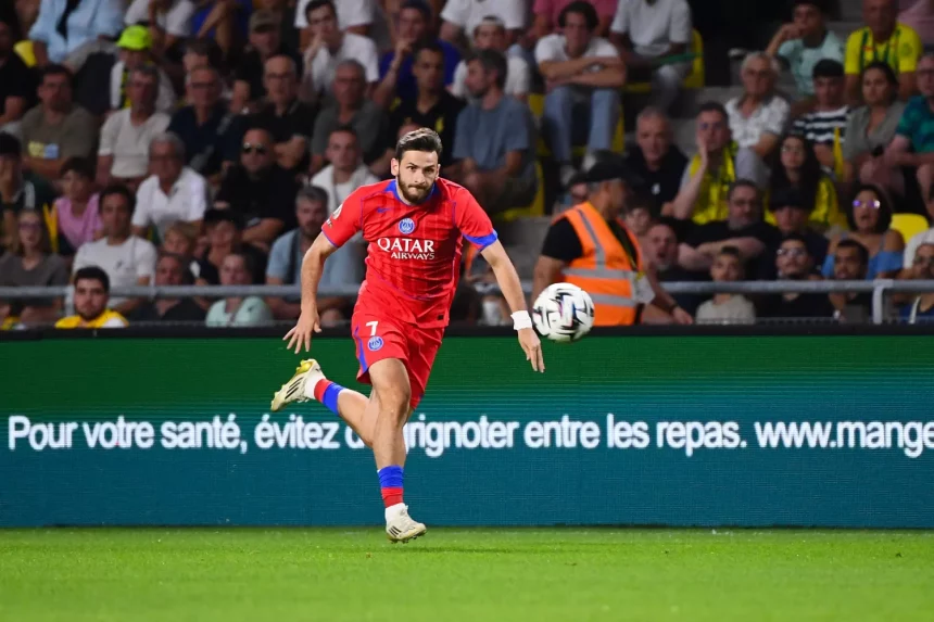 PSG - News about Kvaratskhelia's injury!  