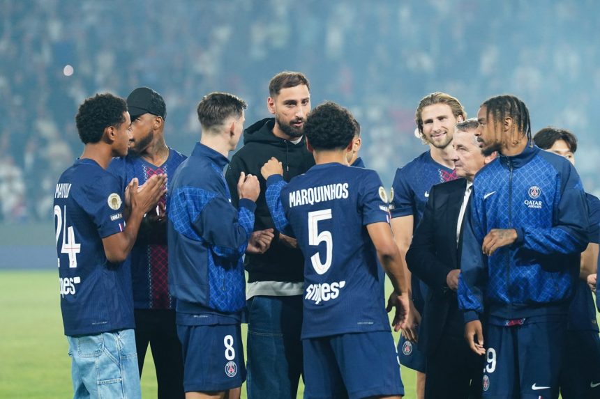 “Perfect,” Donnarumma receives a vibrant tribute in Paris  