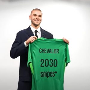 Chevalier's first words and steps at PSG on video!  