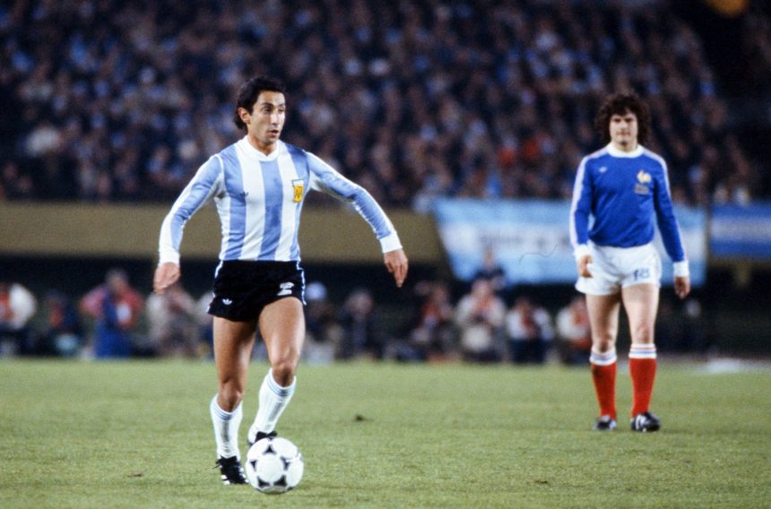 Osvaldo Ardiles' strong words before PSG reunion  