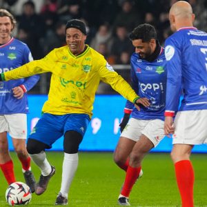 A PSG and Barça legend to present the 2025 Ballon d’Or  