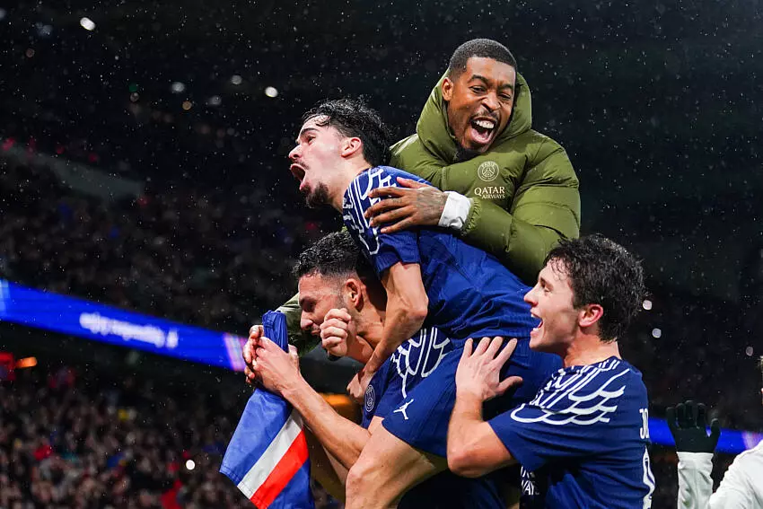PSG – An historic jersey makes its big comeback on Tuesday!  