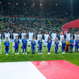 France vs Iceland – The French lineup according to the press: a 4-2-3-1 or 4-4-2 formation, with Barcola starting.  