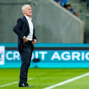 Deschamps defends his actions following Dembélé's injury  