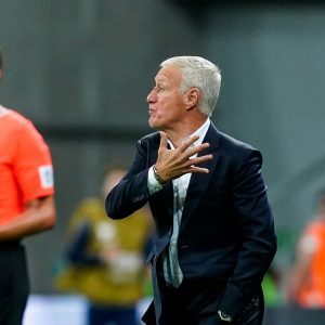 Deschamps responds to criticism following Dembélé's injury  