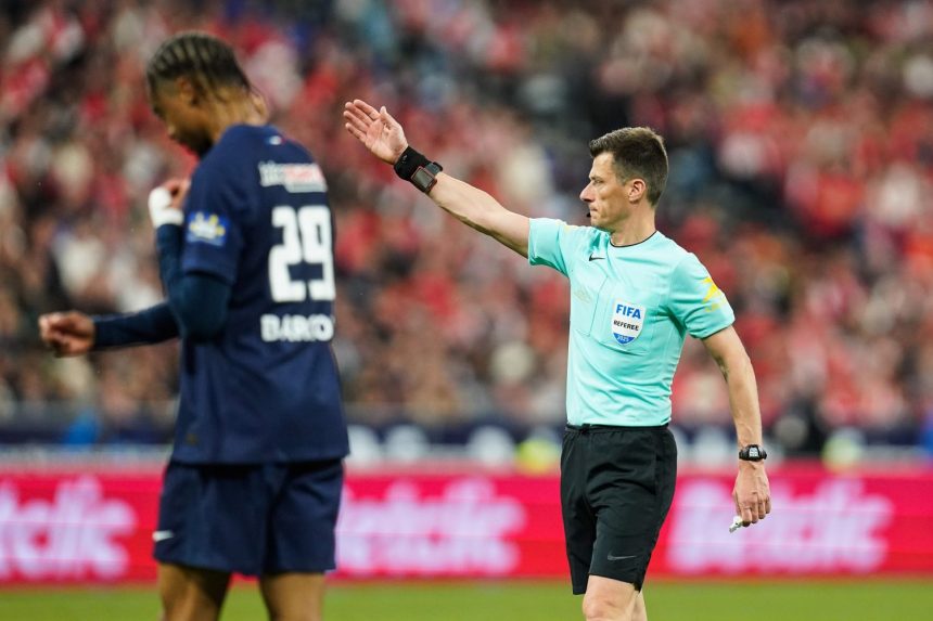 Lille vs PSG – The referee for the 7th day’s match has been appointed, his statistics  
