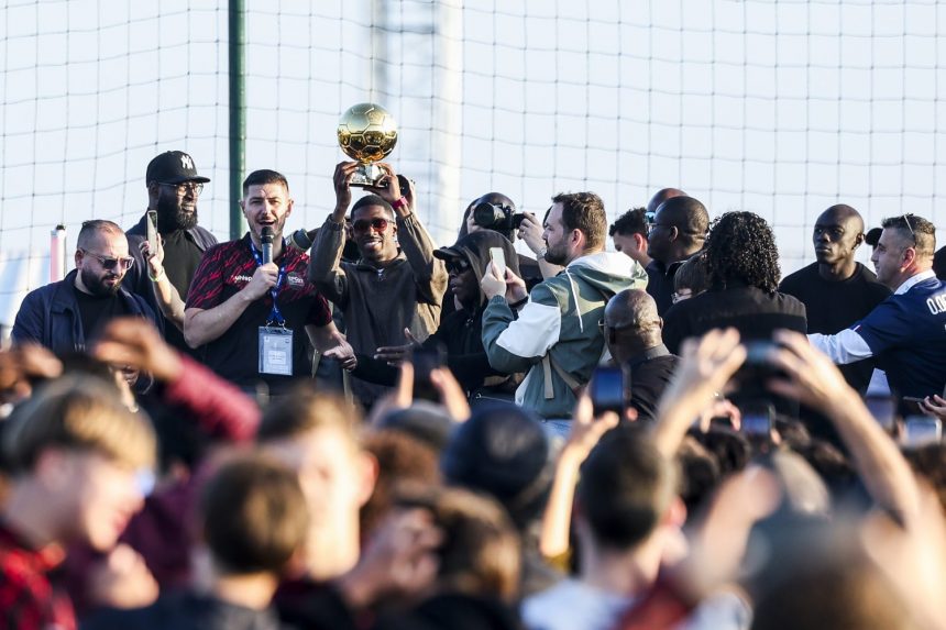 Video of Dembélé celebrating his Ballon d’Or in Evreux  