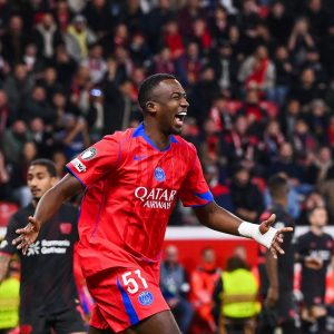PSG – Trapp lets loose again on Pacho   PSG – Trapp lets loose again on Pacho