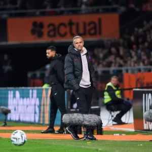 Lorient vs PSG – Luis Enrique with the press: Frustration, Doué and Concentration  