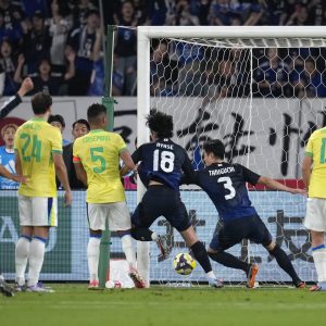 Japan/Brazil highlights (2-3), the Seleçao gets knocked down!  
